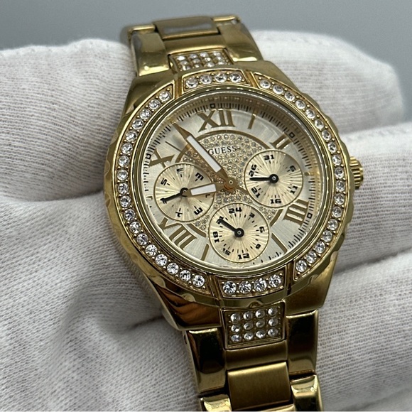 Guess Accessories - Guess U0111L2 33mm Gold Plated Stainless Steel Ladies Watch